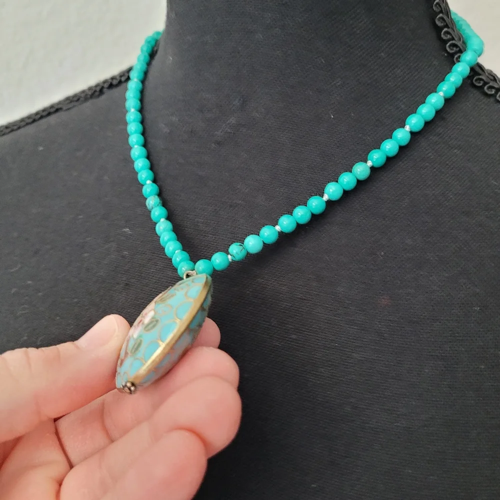 Lucky Brand lovely necklace